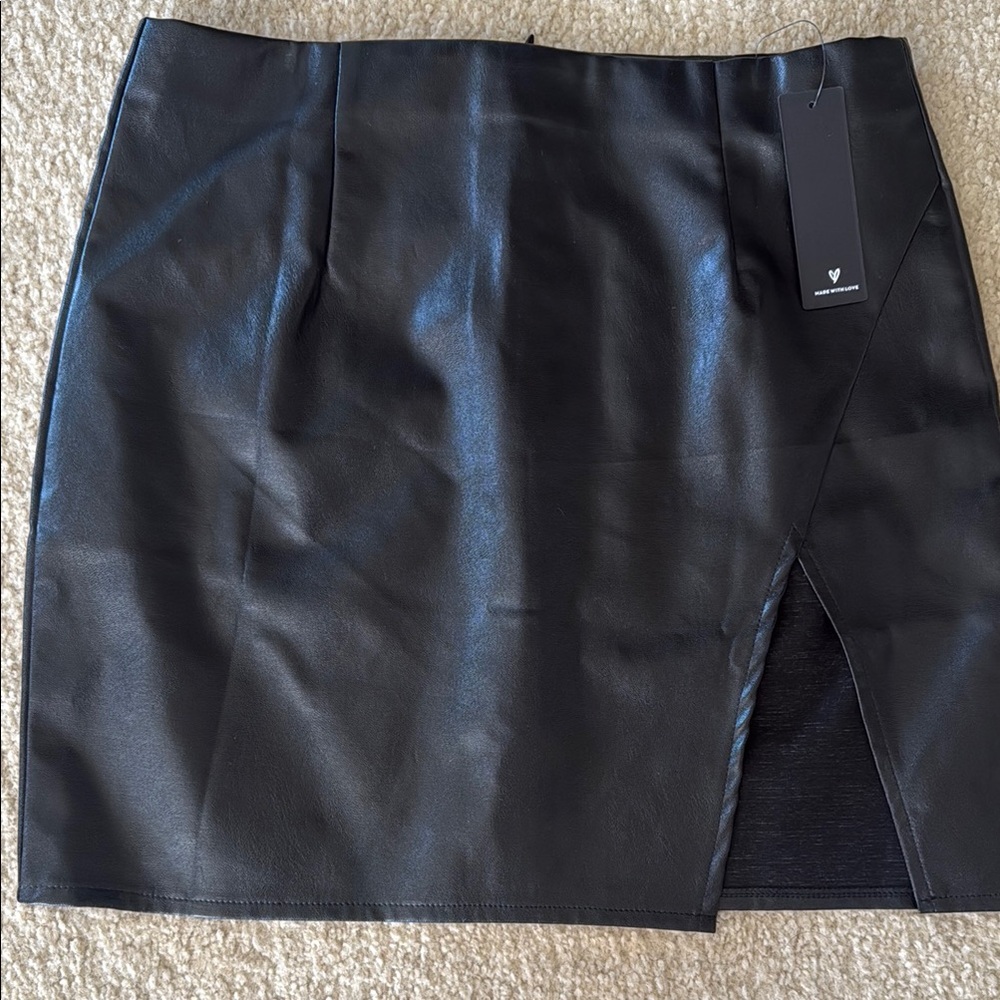 NWT Lulus Black Faux Leather Mini Skirt